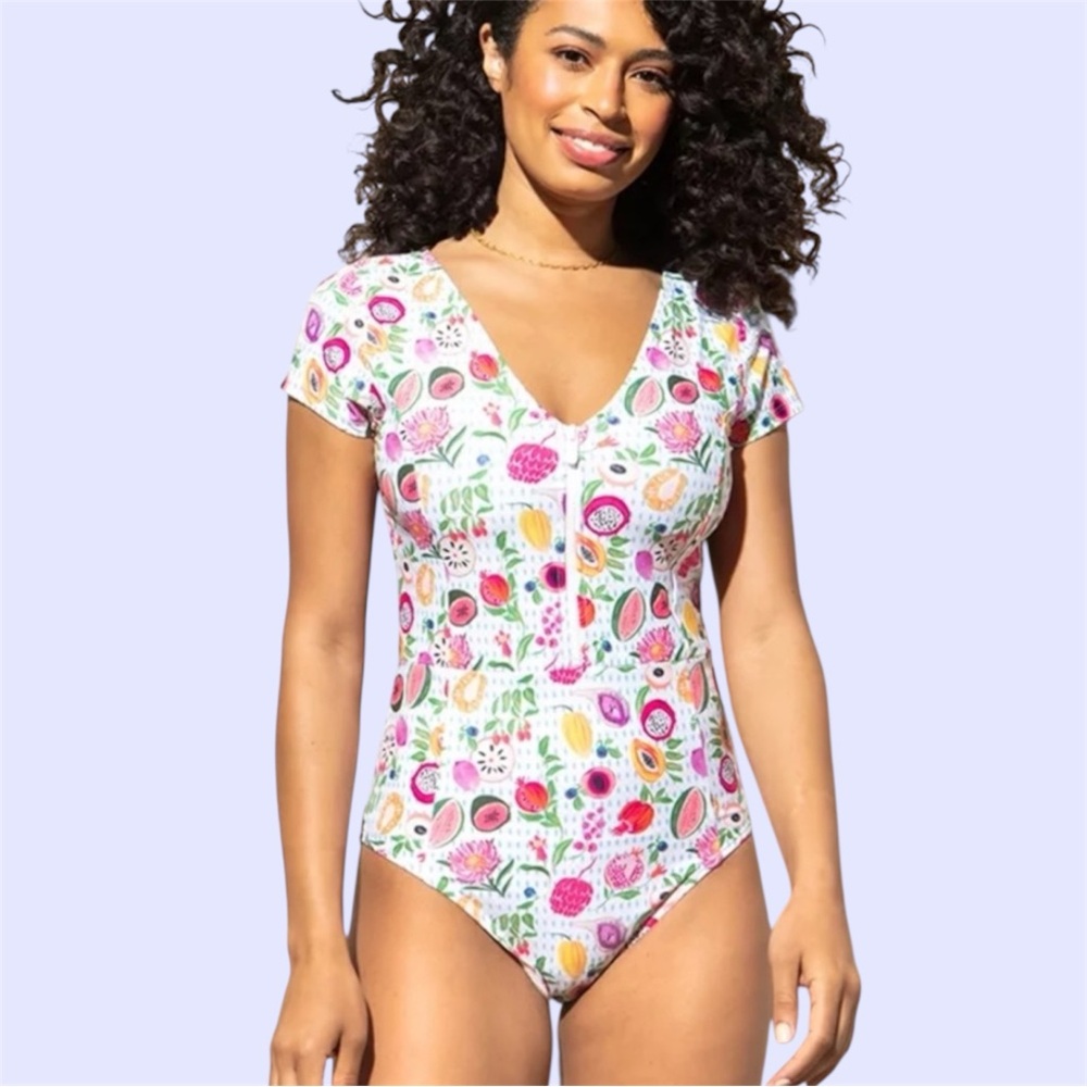 Resort Rare‼️NWOT Mott50 Fruit Print Short Sleeve and Half Zip Bodysuit